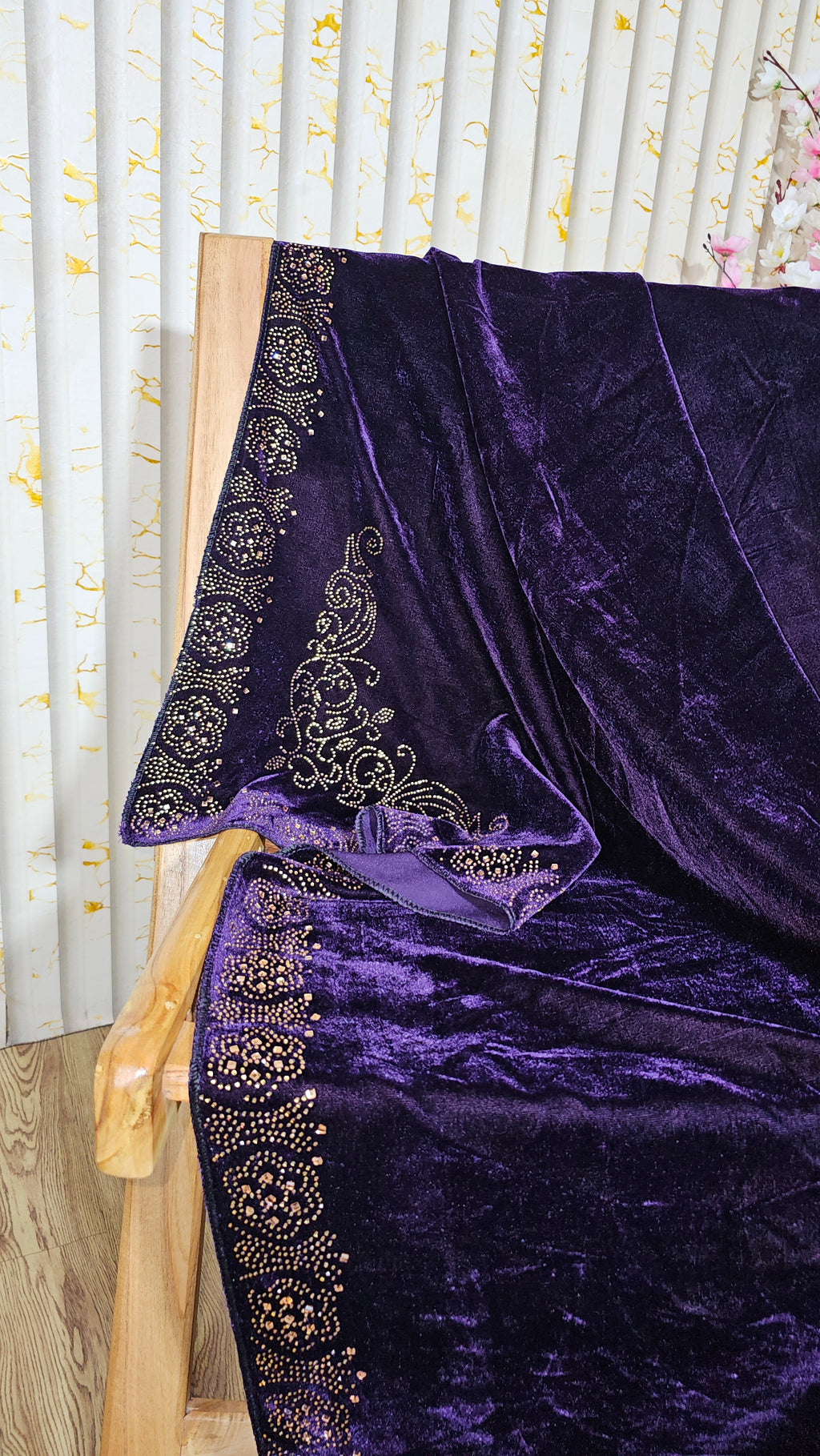𝙲𝚕𝚊𝚜𝚜𝚒𝚌 𝚂𝚝𝚘𝚗𝚎 𝚆𝚘𝚛𝚔 𝚂𝚑𝚊𝚠𝚕 – 𝚂𝚝𝚢𝚕𝚒𝚜𝚑 & 𝙲𝚘𝚖𝚏𝚘𝚛𝚝𝚊𝚋𝚕𝚎